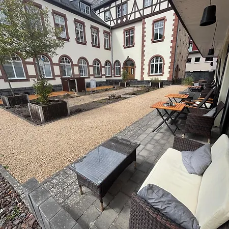An Der Mosel - Rebenblick Und Sonnenterasse - Kp1 *
