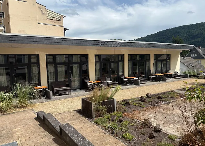 An Der Mosel - Rebenblick Und Sonnenterasse - Kp1 Traben-Trarbach